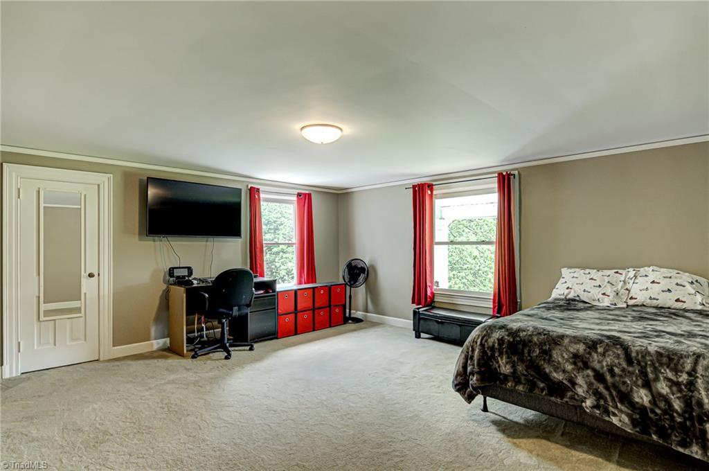 1408 Cardiff Lane High Point, NC 27265 - Photo 18 of 30 Gallery Image 18