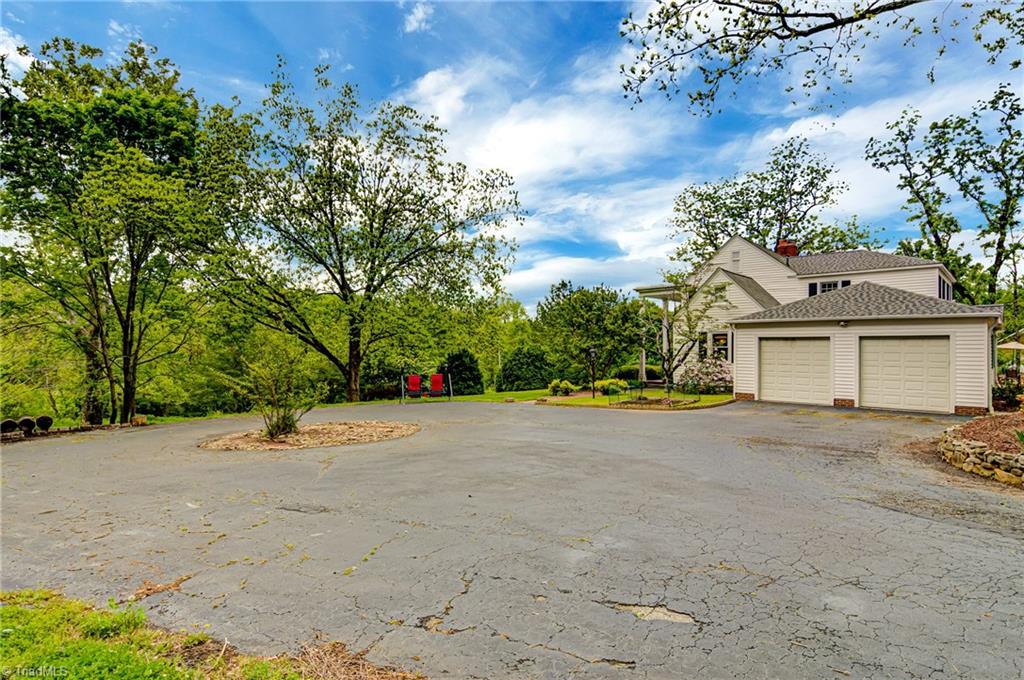 1408 Cardiff Lane High Point, NC 27265 - Photo 26 of 30 Gallery Image 26