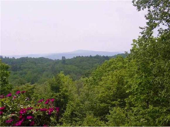 195 Hendee Way Hartford, VT 05059 - Photo 1 of 5 Gallery Image 1