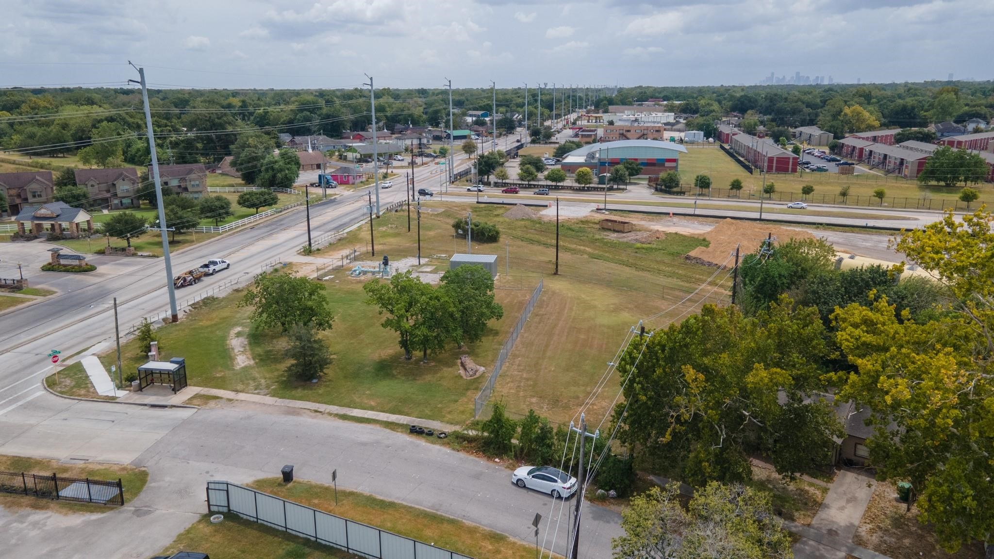 0 West Montgomery Road Houston, TX 77088 - Photo 6 of 9 a view of a city
