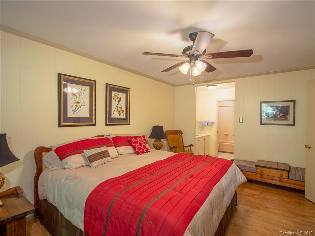 831 Cardinal Road Brevard, NC 28712 - Photo 9 of 18 Gallery Image 9