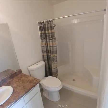 $1,800 | 509 East Ave Q-2, Unit B, Palmdale, CA 93550