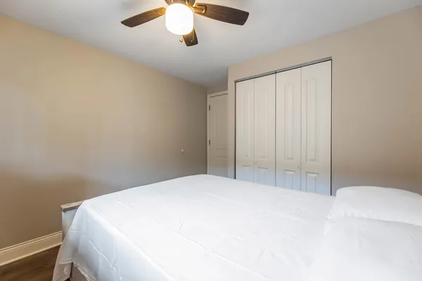 $219,999 | 4553 West 56th Street, Unit 208E, Chicago, IL 60629