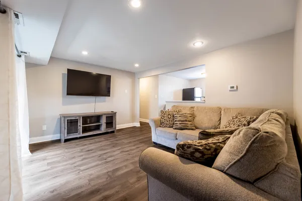 $219,999 | 4553 West 56th Street, Unit 208E, Chicago, IL 60629