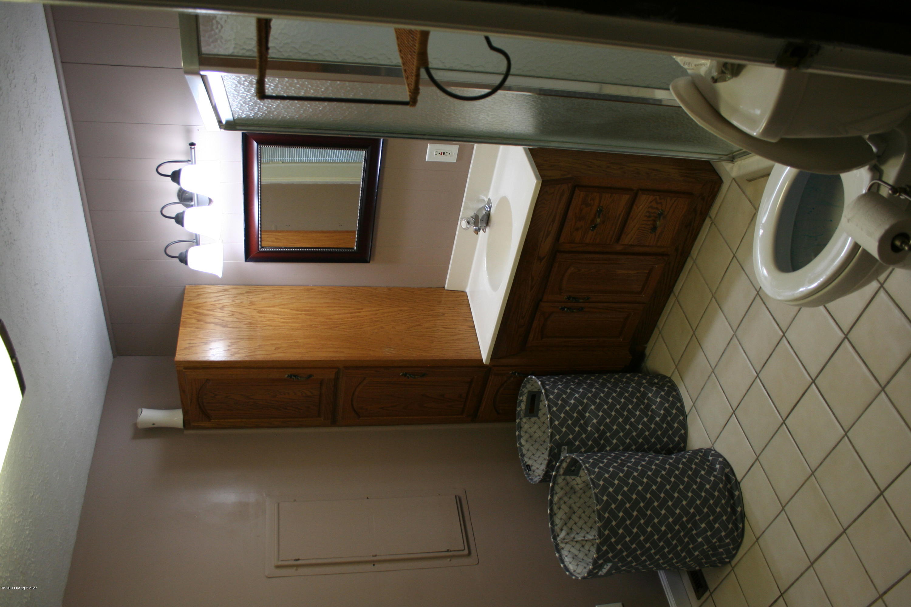 1104 Long Road Lawrenceburg, KY 40342 - Photo 12 of 35 20