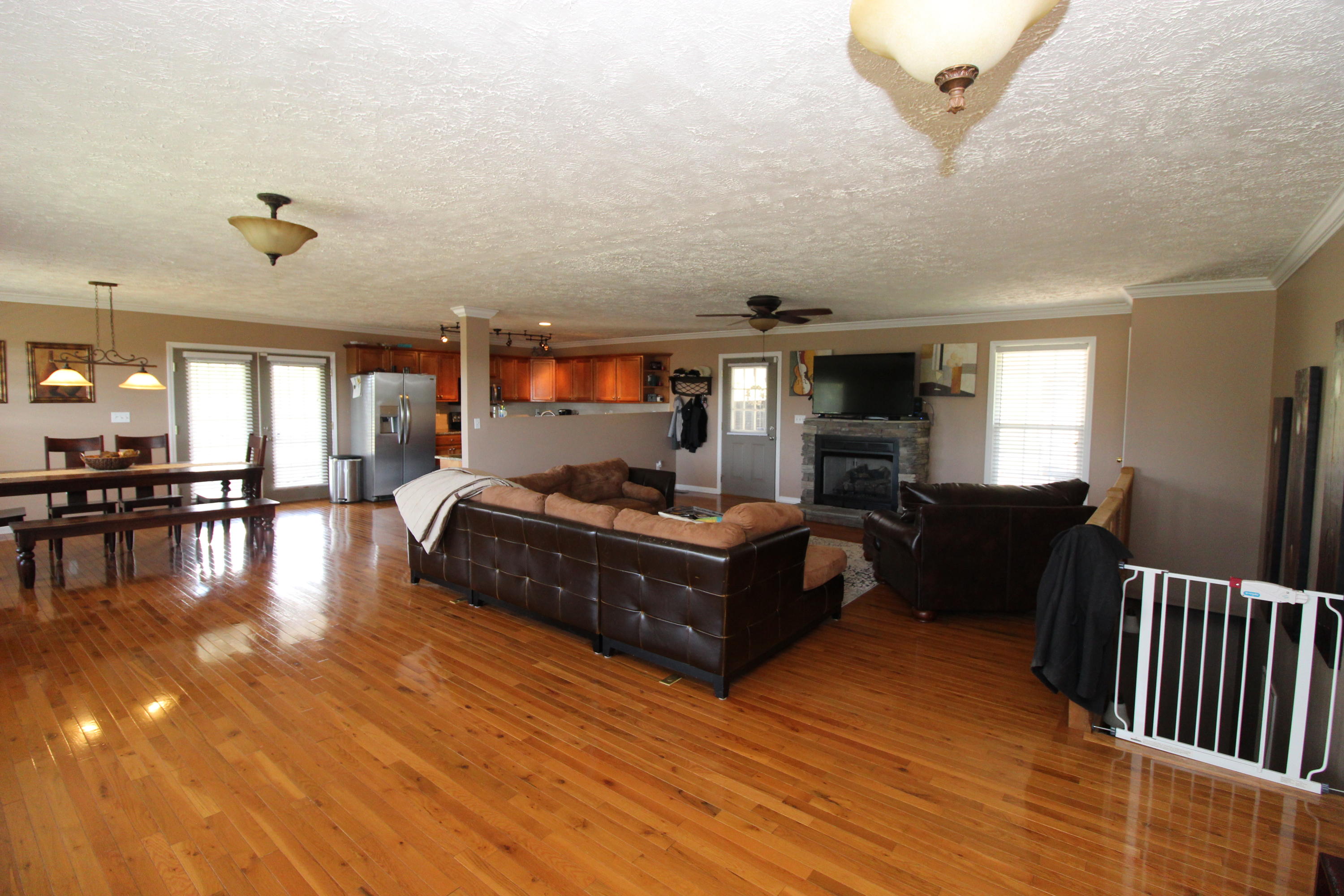 3709 Big Springs Ridge Road Friendsville, TN 37737 - Photo 9 of 30 living room area