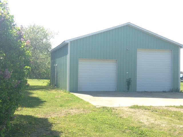 9950 South Reese Road Birch Run, MI 48415 - Photo 9 of 10 21294603-8.JPG