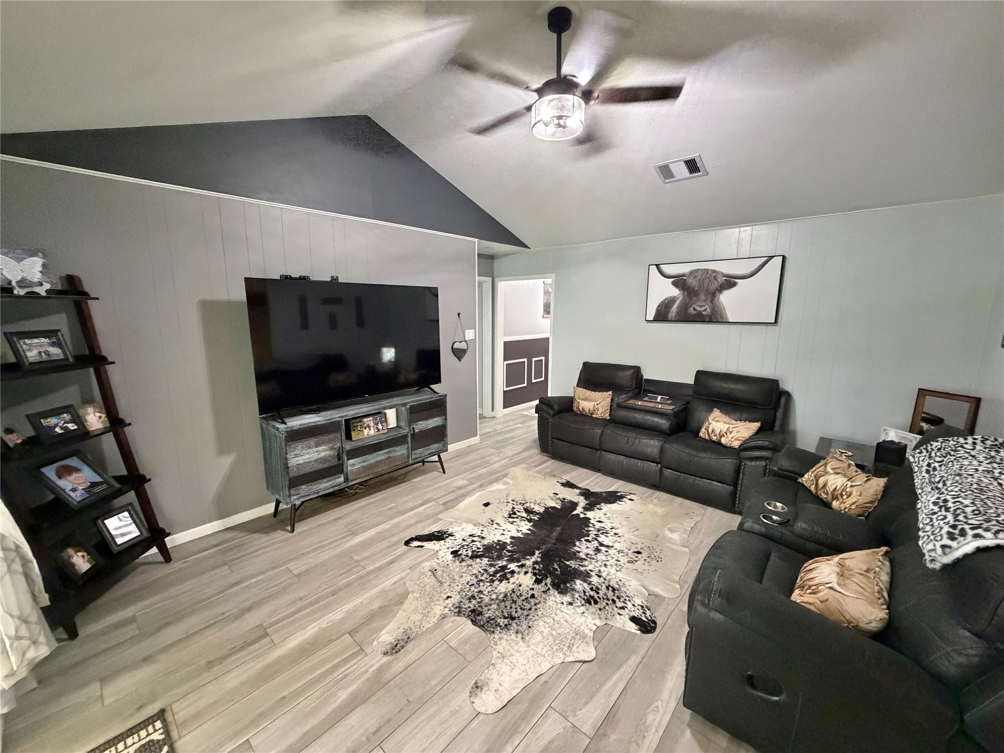 905 Southside Drive Angleton, TX 77515 - Photo 5 of 27