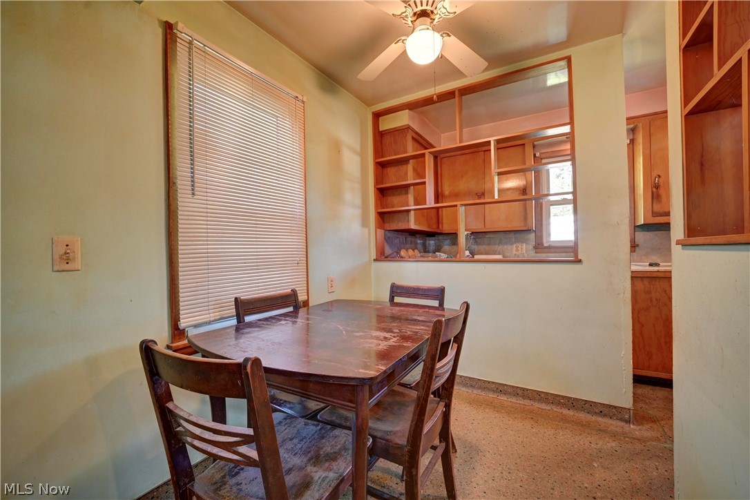 2123 Clearview Avenue Northwest Canton, OH 44708 - Photo 8 of 28