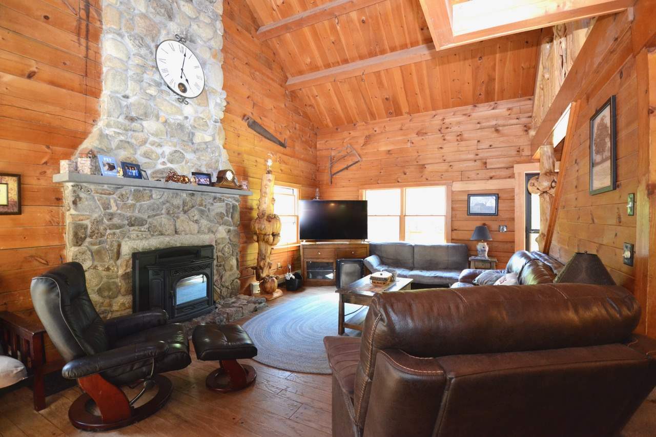 191 Robert Rogers Road Dunbarton, NH 03046 - Photo 4 of 29