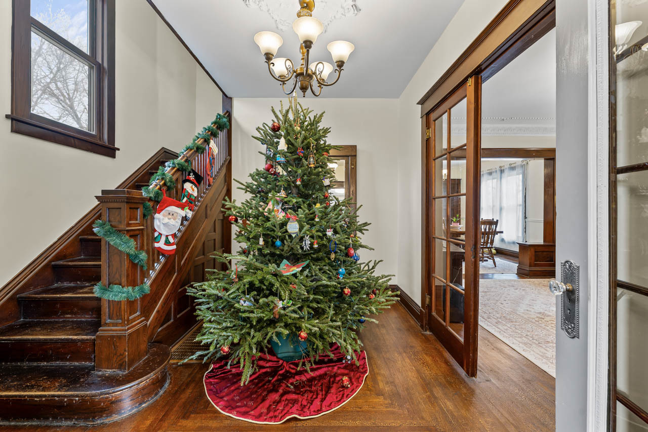 15405 Joliet Road Plainfield, IL 60544 - Photo 3 of 36