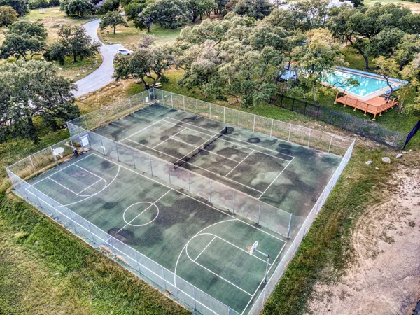 a view of a tennis court