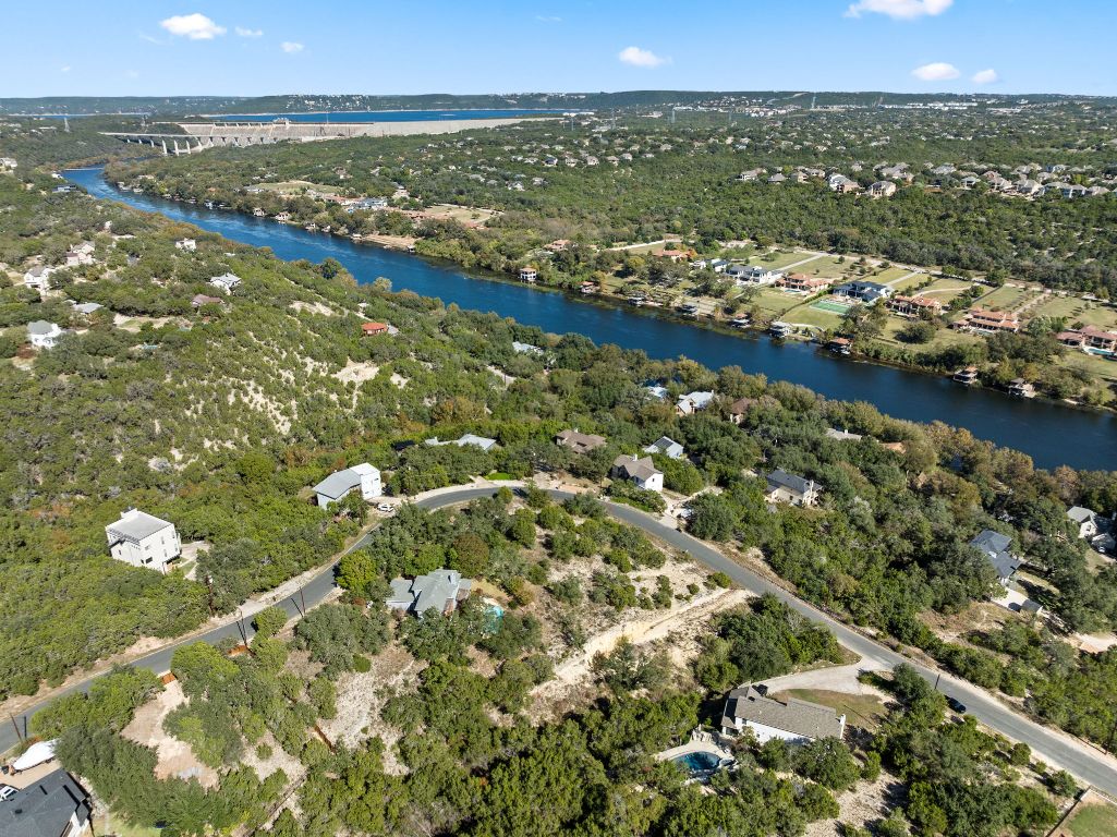 13701 Hunters Pass Austin, TX 78734 - Photo 6 of 34 a view of city and ocean
