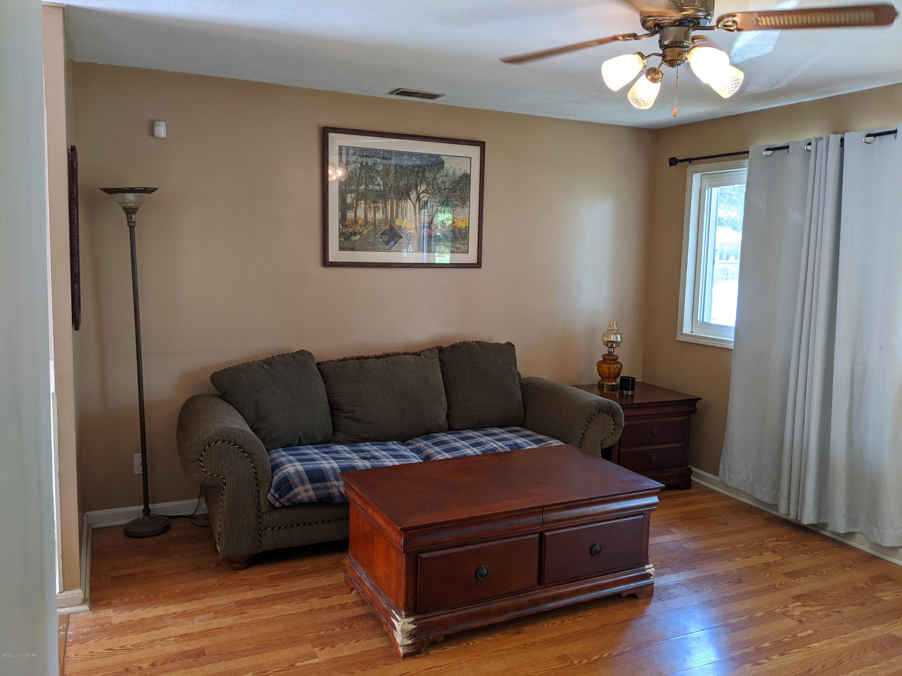 8801 James R Road Fairdale, KY 40118 - Photo 5 of 16 josh 5