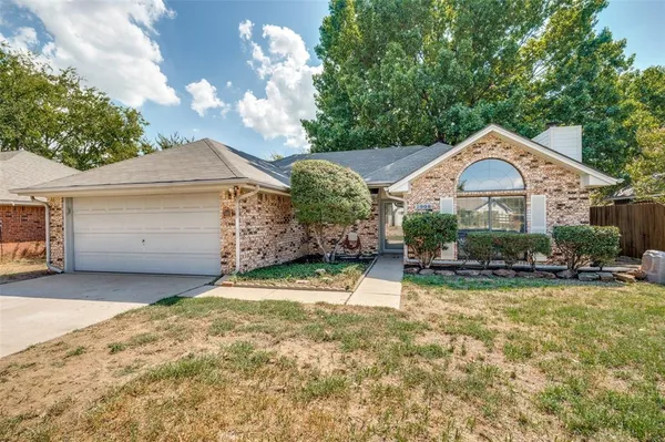 $285,000 | 2908 Christopher Drive, Denton, TX 76209
