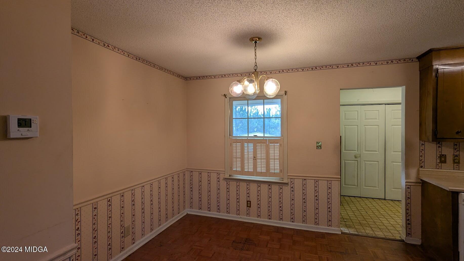 101 Windermere Circle Macon, GA 31210 - Photo 4 of 13 dining