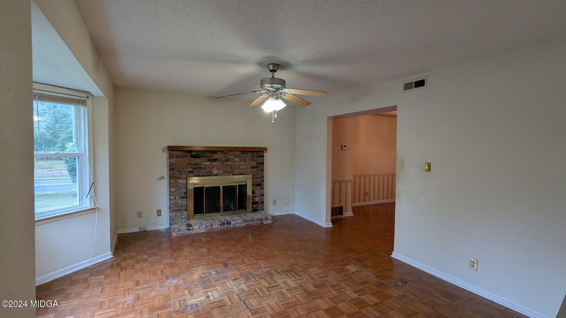 101 Windermere Circle Macon, GA 31210 - Photo 8 of 13 living 1