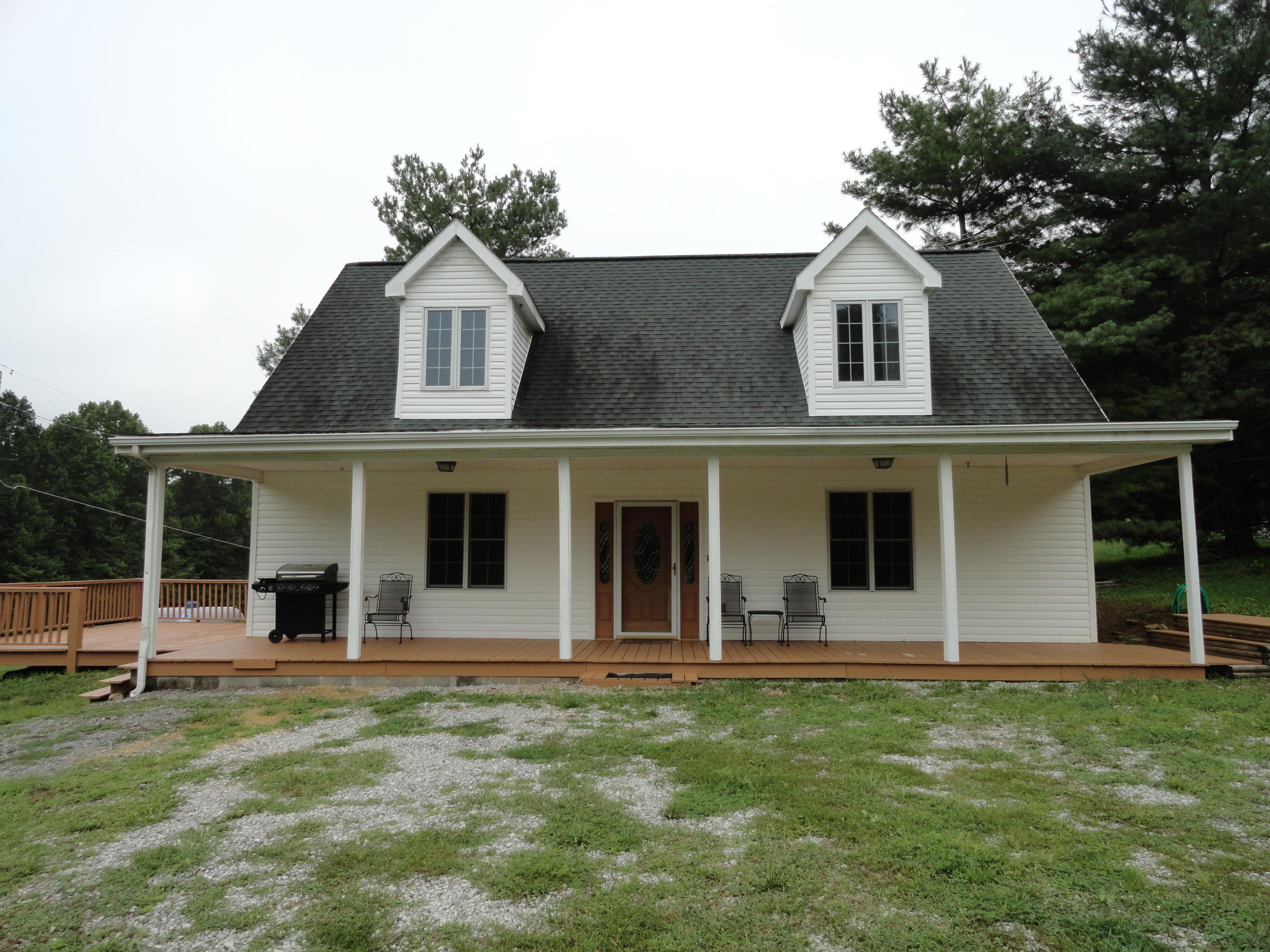 511 Black Oak Road Clinton, TN 37716 - Photo 3 of 38 DSC07306