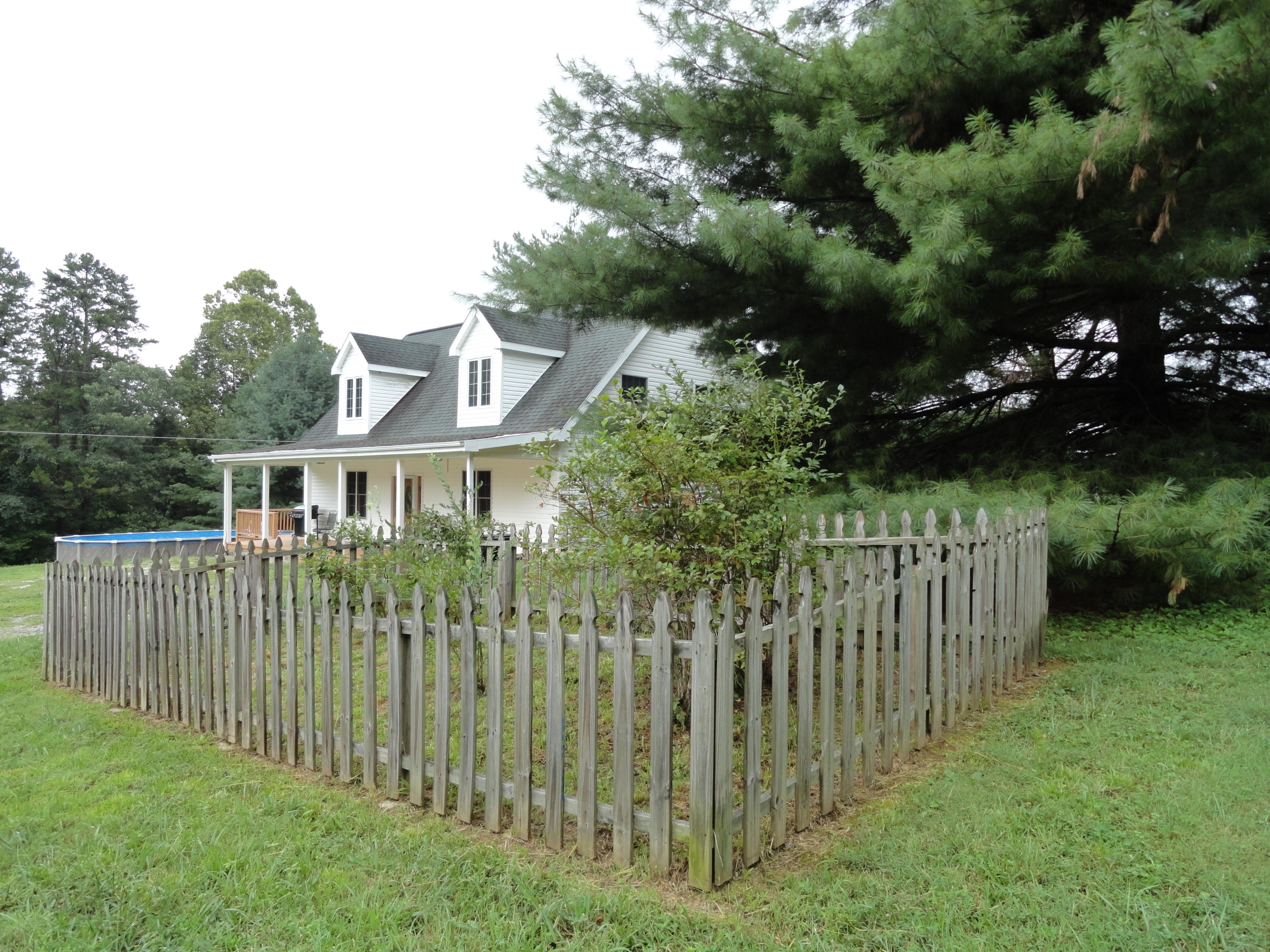 511 Black Oak Road Clinton, TN 37716 - Photo 33 of 38 DSC07345