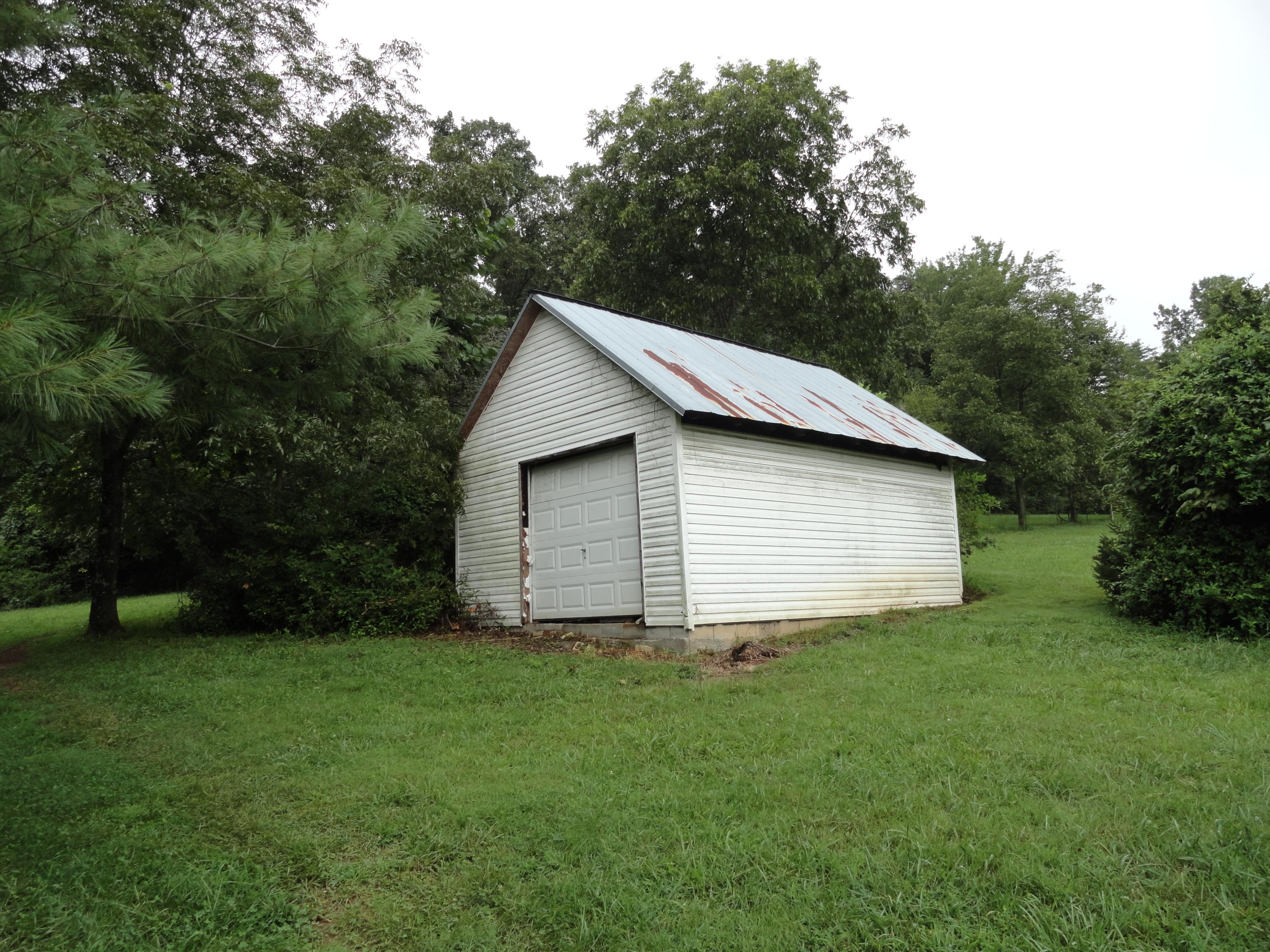 511 Black Oak Road Clinton, TN 37716 - Photo 34 of 38 DSC07346