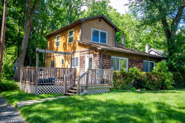 $425,000 | 209 Fairview Avenue, Newton, NJ 07860
