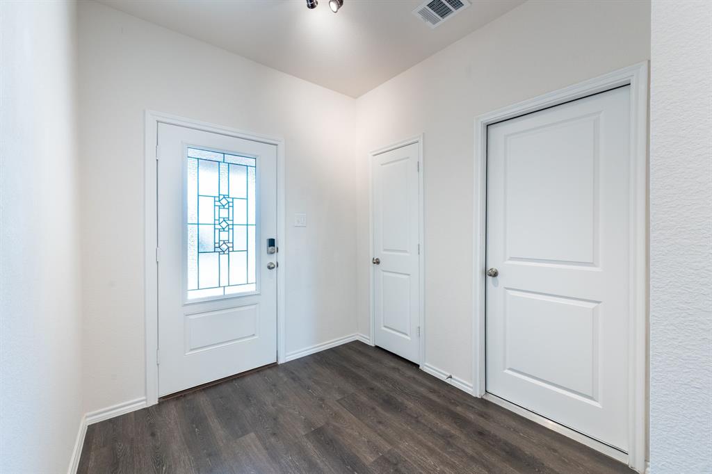 2101 Brisbon Street Fate, TX 75189 - Photo 10 of 39