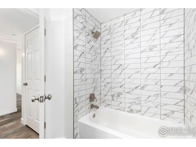 a bathroom with a bathtub