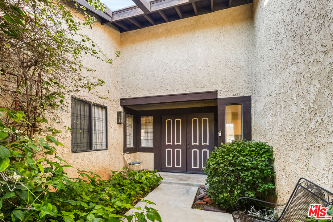 13831 Meeham Way Moorpark, CA 93021 - Photo 4 of 41