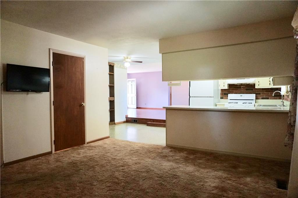 609 Hopkins Road Indianapolis, IN 46229 - Photo 12 of 32