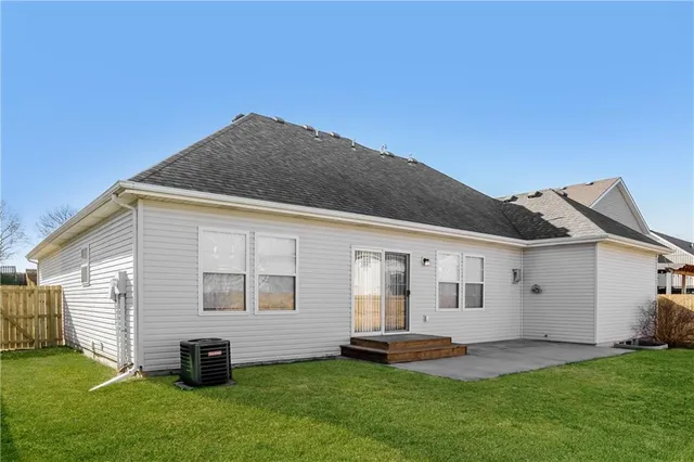 $2,490 | 1113 Fox Run Trail, Platte City, MO 64079