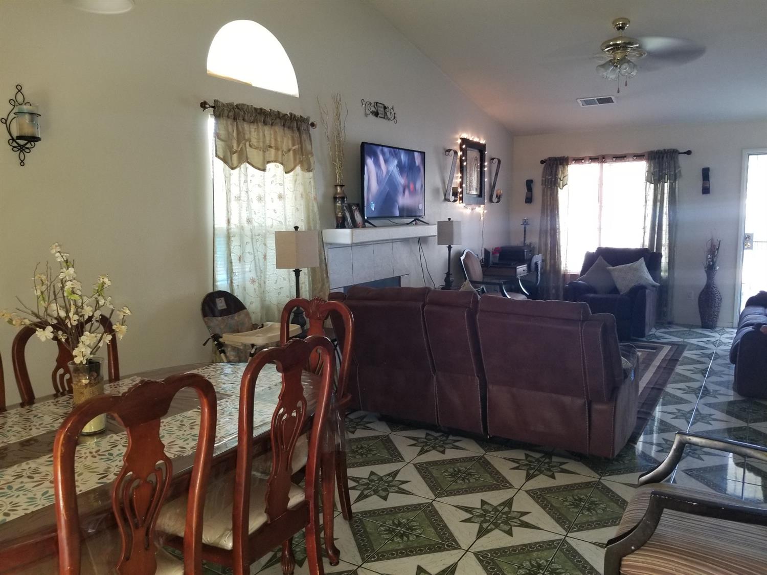 321 North Cedar Avenue Reedley, CA 93654 - Photo 12 of 37 Gallery Image 12