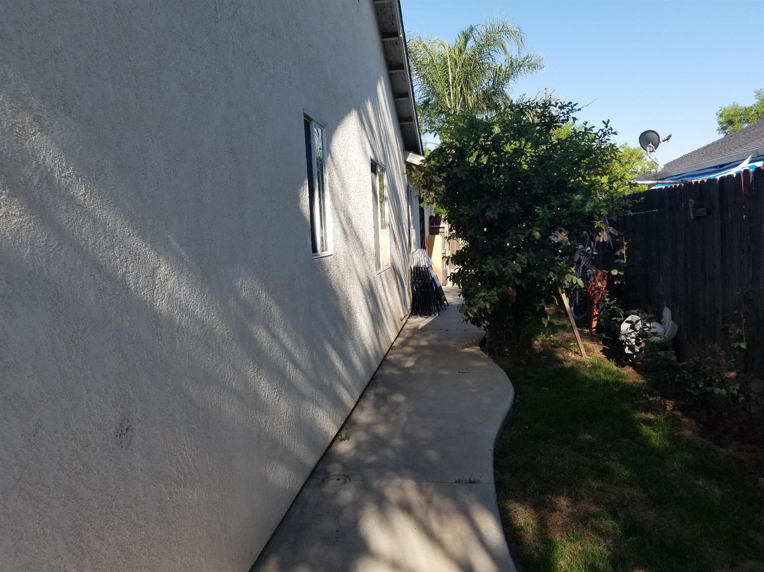 321 North Cedar Avenue Reedley, CA 93654 - Photo 26 of 37 Gallery Image 26