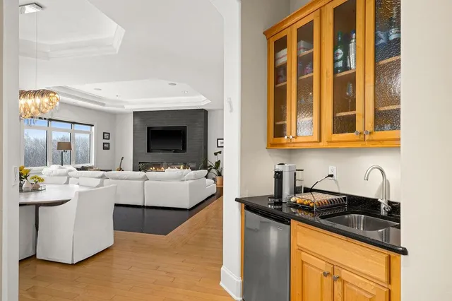 $1,595,900 | 560 Marshall Street, Duluth, MN 55803