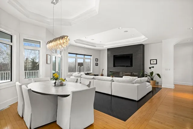 $1,595,900 | 560 Marshall Street, Duluth, MN 55803