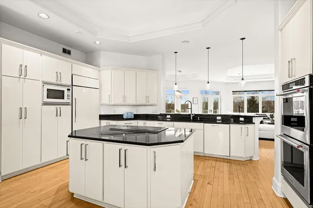 $1,595,900 | 560 Marshall Street, Duluth, MN 55803