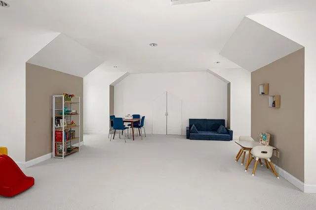 $1,595,900 | 560 Marshall Street, Duluth, MN 55803