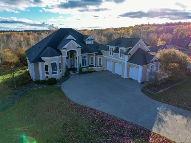 $1,595,900 | 560 Marshall Street, Duluth, MN 55803