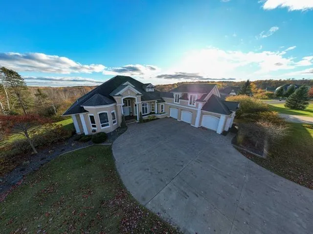 $1,595,900 | 560 Marshall Street, Duluth, MN 55803