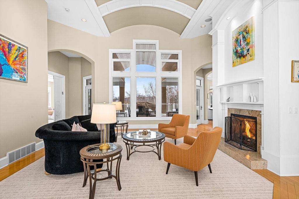 560 Marshall Street Duluth, MN 55803 - Photo 8 of 99