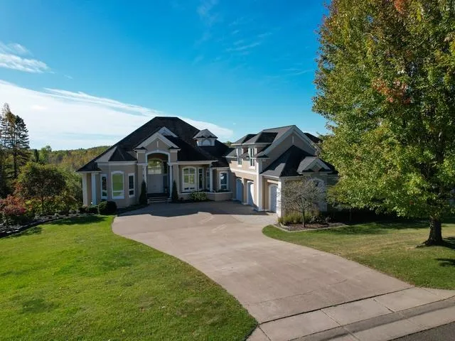 $1,595,900 | 560 Marshall Street, Duluth, MN 55803