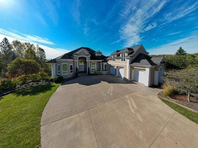 $1,595,900 | 560 Marshall Street, Duluth, MN 55803