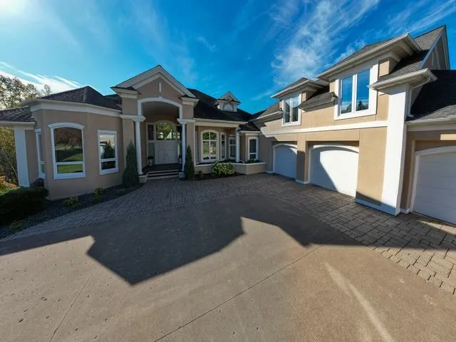 $1,595,900 | 560 Marshall Street, Duluth, MN 55803