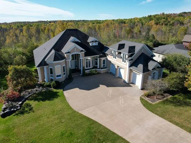 $1,595,900 | 560 Marshall Street, Duluth, MN 55803