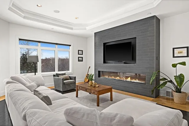 $1,595,900 | 560 Marshall Street, Duluth, MN 55803