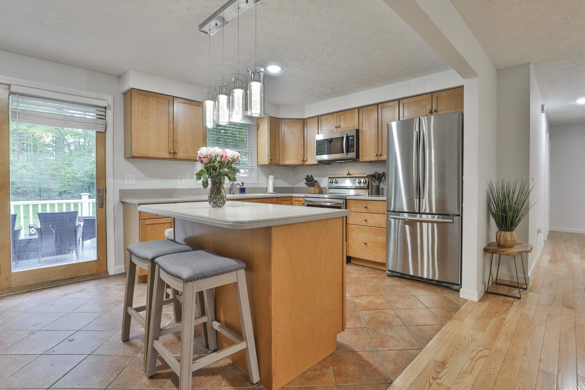 336 New Boston Road Bedford, NH 03110 - Photo 16 of 44 Gallery Image 16