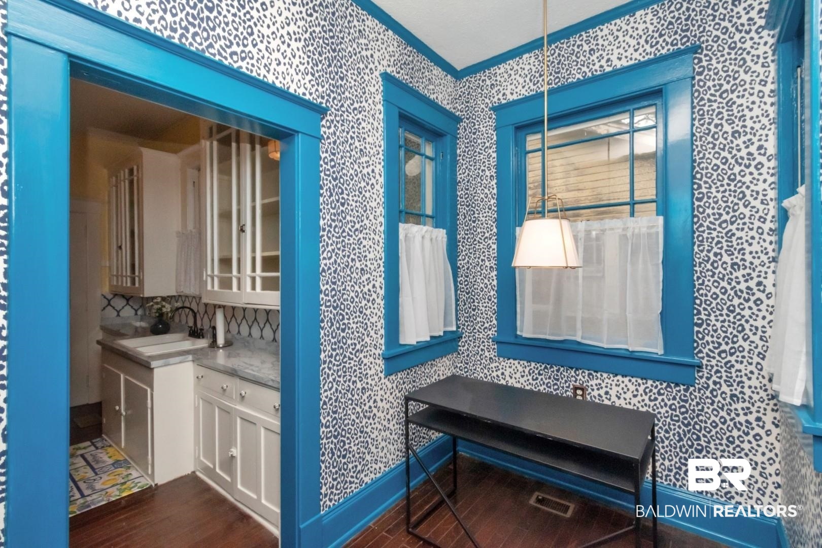 466 Michigan Avenue Mobile, AL 36604 - Photo 11 of 38 Breakfast Room