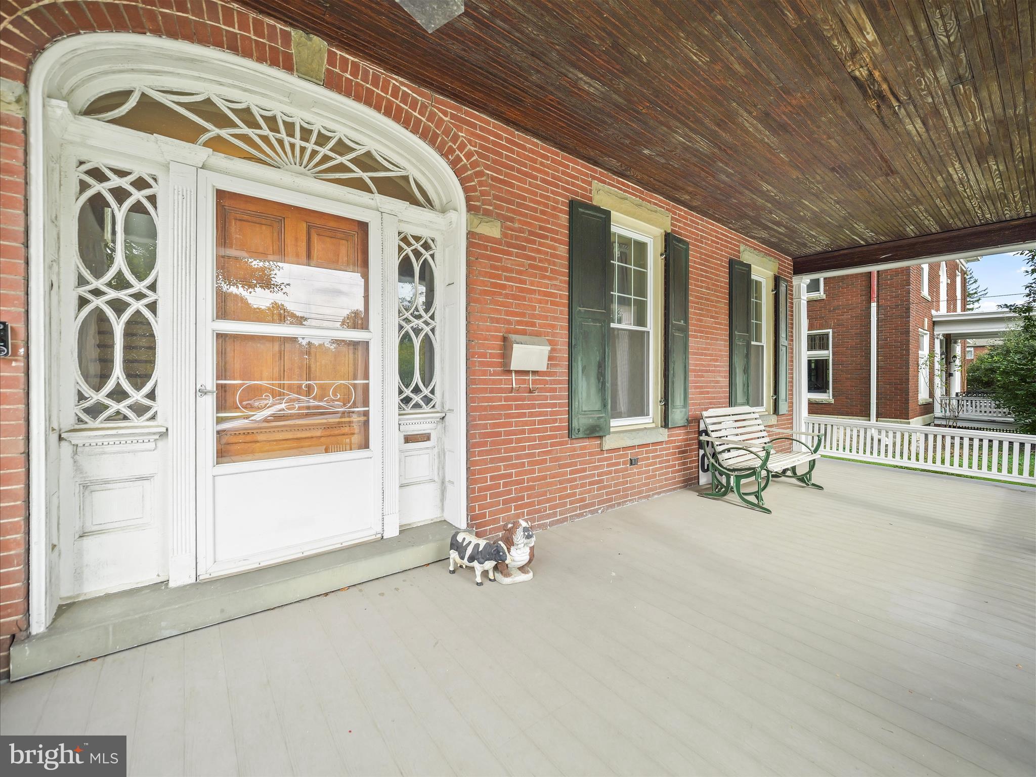 223 East 3rd Street Waynesboro, PA 17268 - Photo 4 of 42 a view of an entrance to house with yard