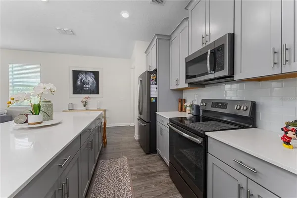 $2,950 | 11934 Imaginary Way, Orlando, FL 32832