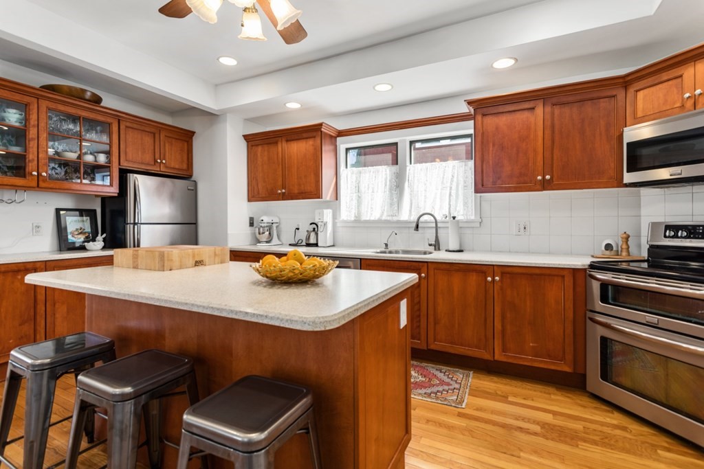 14 Peabody Road Stoneham, MA 02180 - Photo 15 of 42