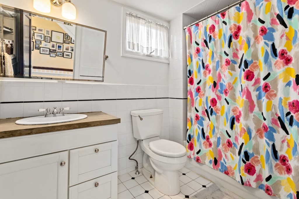 14 Peabody Road Stoneham, MA 02180 - Photo 33 of 42